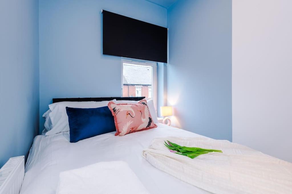5 Bed Salford Sanctuary Retreat Villa Manchester Bagian luar foto